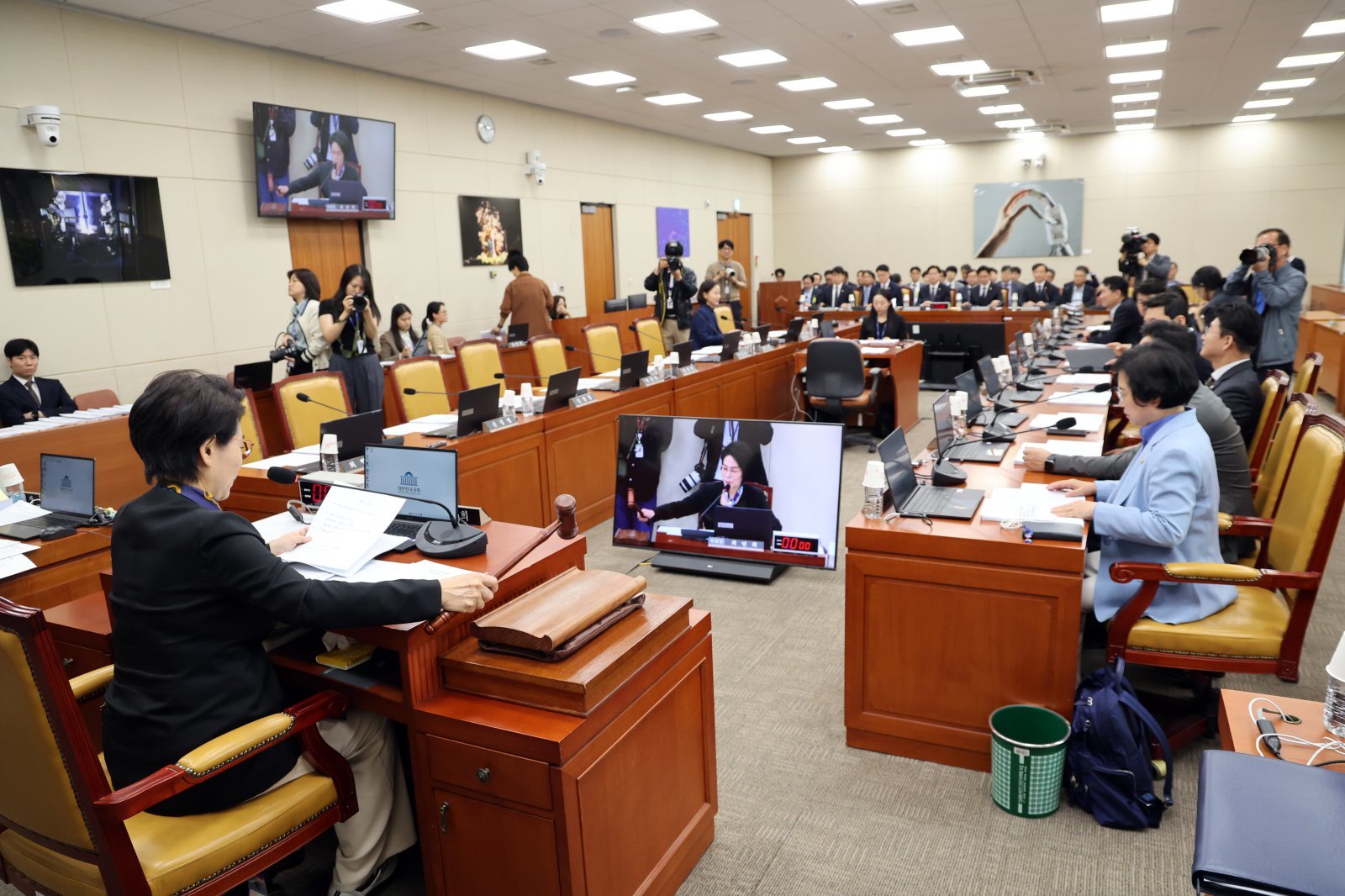 올림픽·월드컵 등 지상파 중계 의무화…과방위 통과