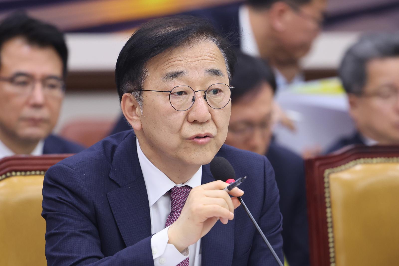 김윤덕 국토장관, 매물 잠김 우려에 “이번 정부는 다를 것”