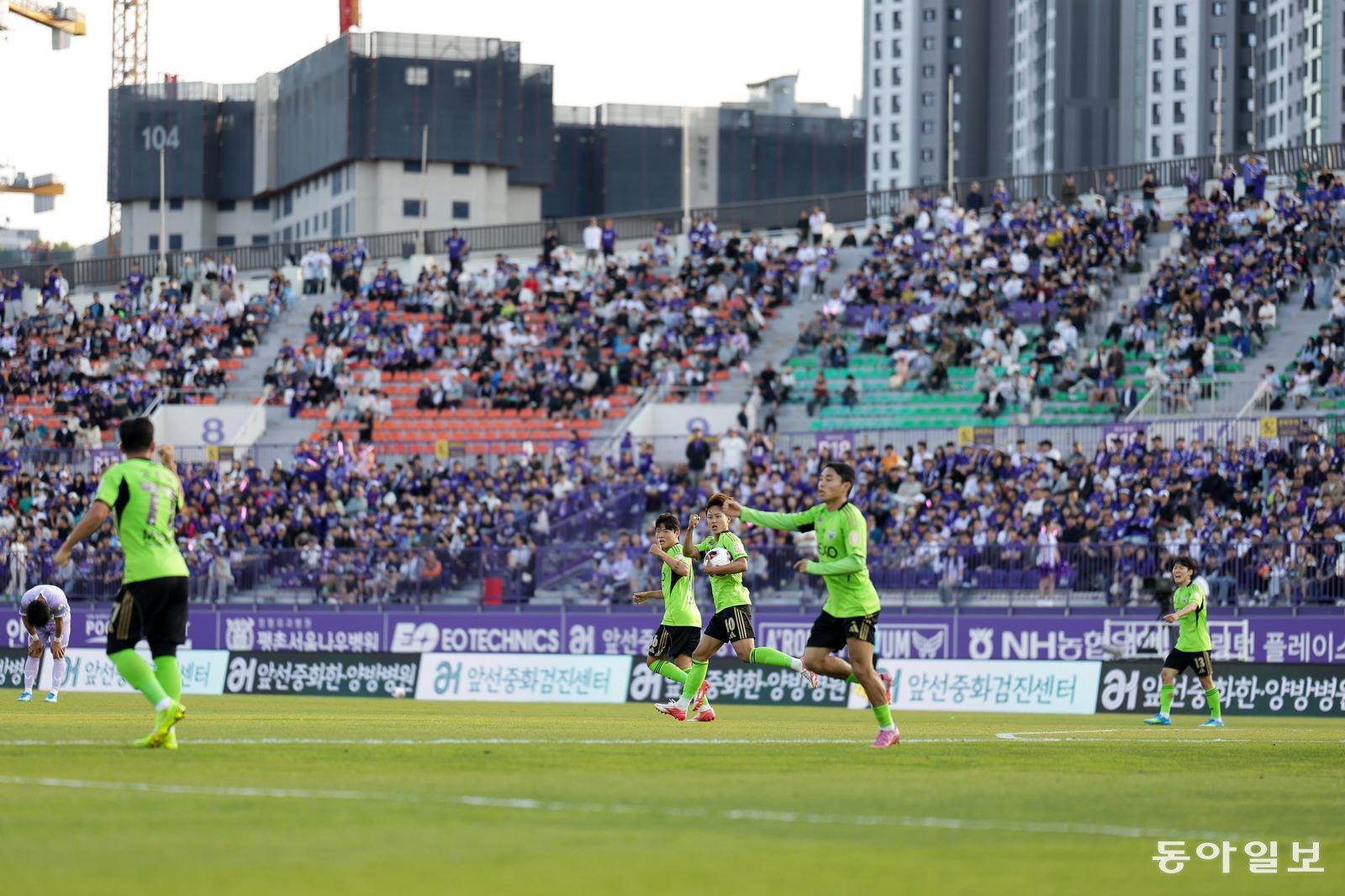 4연승 실패한 전북 3위로…이동경 결승골 울산, 부천 1-0 꺾고 2위