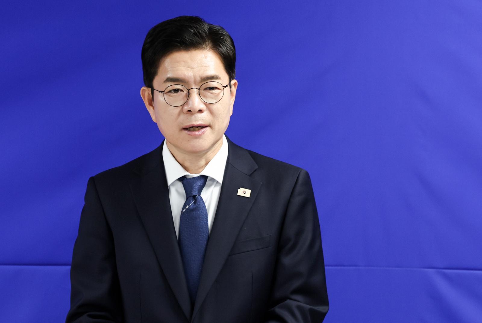 정원오 “吳, 오래되기만 했지 맛없는 식당” 오세훈 “鄭, 포장 뜯어내니 과대포장 노출”