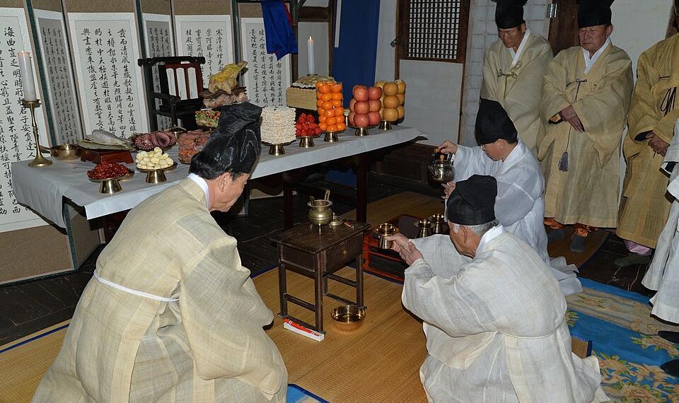 카네이션 특수 사라져도 이어지는 것… 생명의 뿌리에 감사하는 마음[강용수의 철학이 필요할 때]
