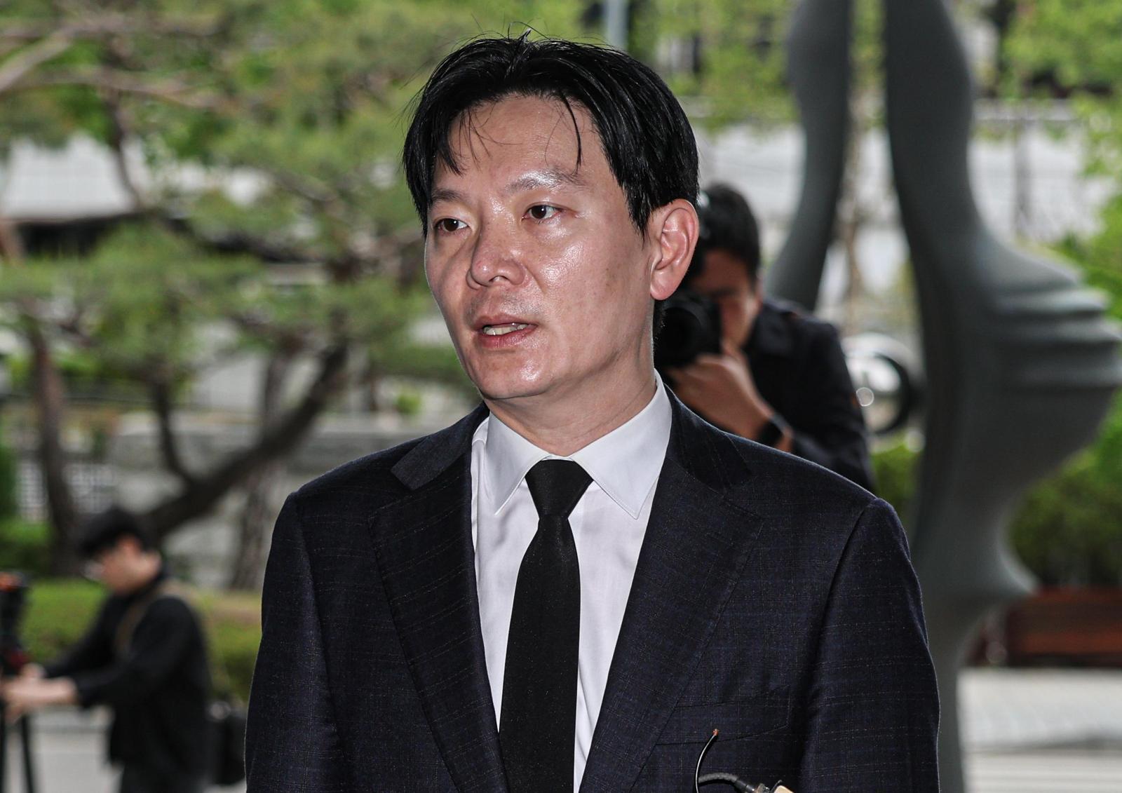 대검, ‘연어 술파티’ 의혹 박상용 징계 논의… 공수처, ‘유흥주점 접대’ 의혹 지귀연 조사