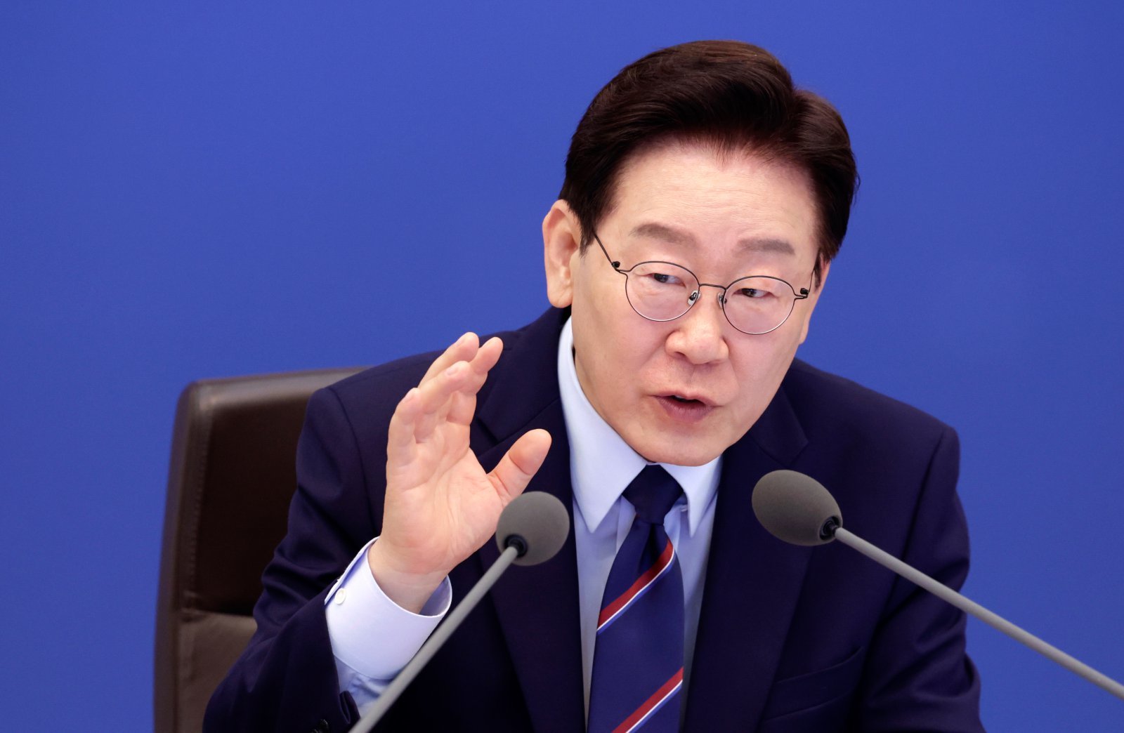 李 “‘김용범 국민배당금 음해’ 보도 이유가 뭔가”