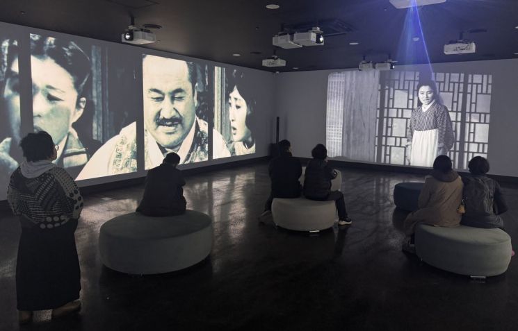 영천 신성일기념관 개관…6개월만에 관람객수 4만명 돌파