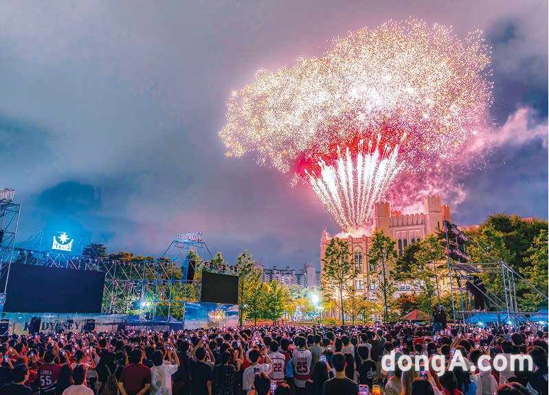 대학 축제 전경. 브리지협회 제공