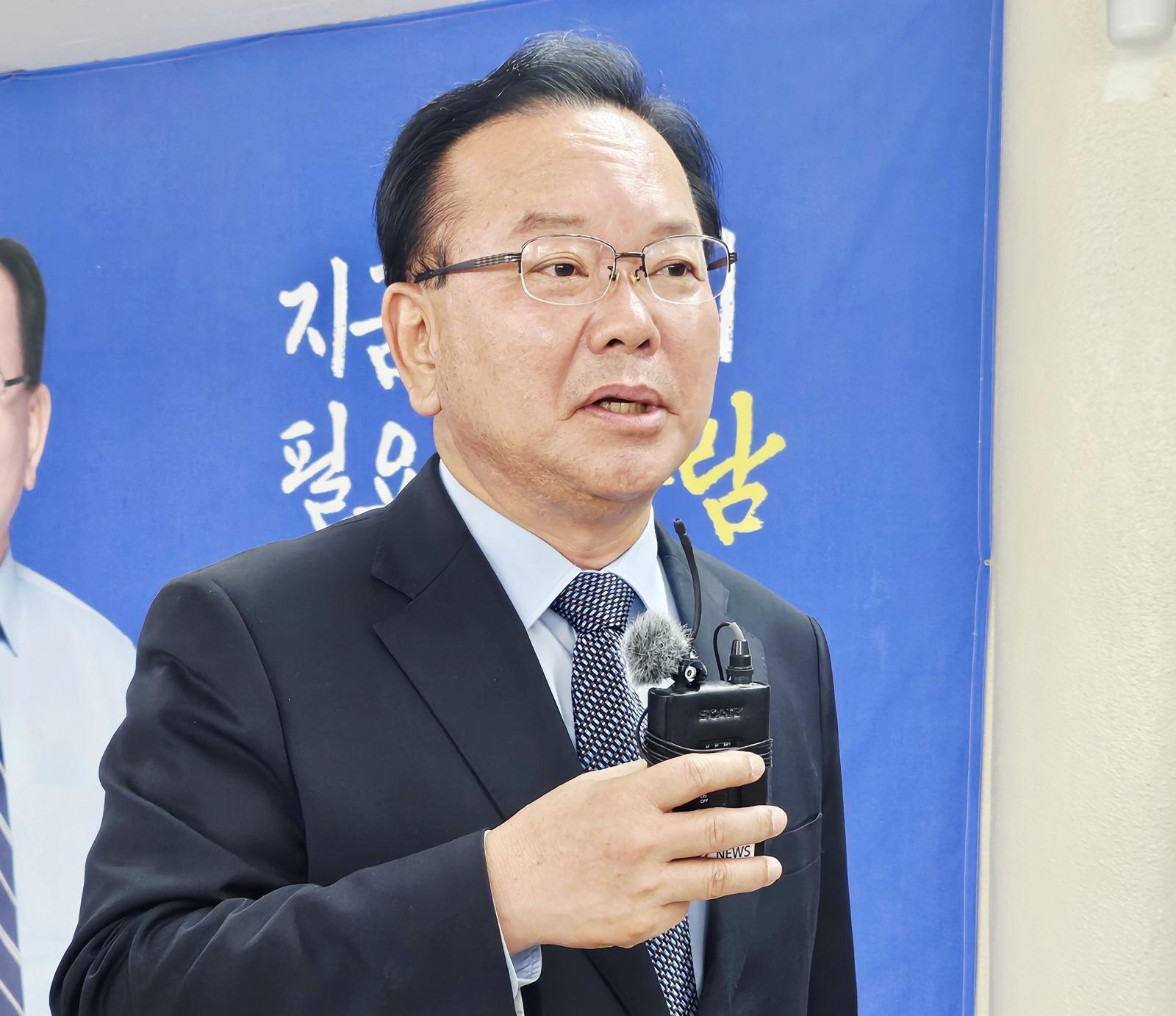 김부겸 “양평 거주, 대구 시민께 죄송…박근혜 찾아뵙고 싶다”