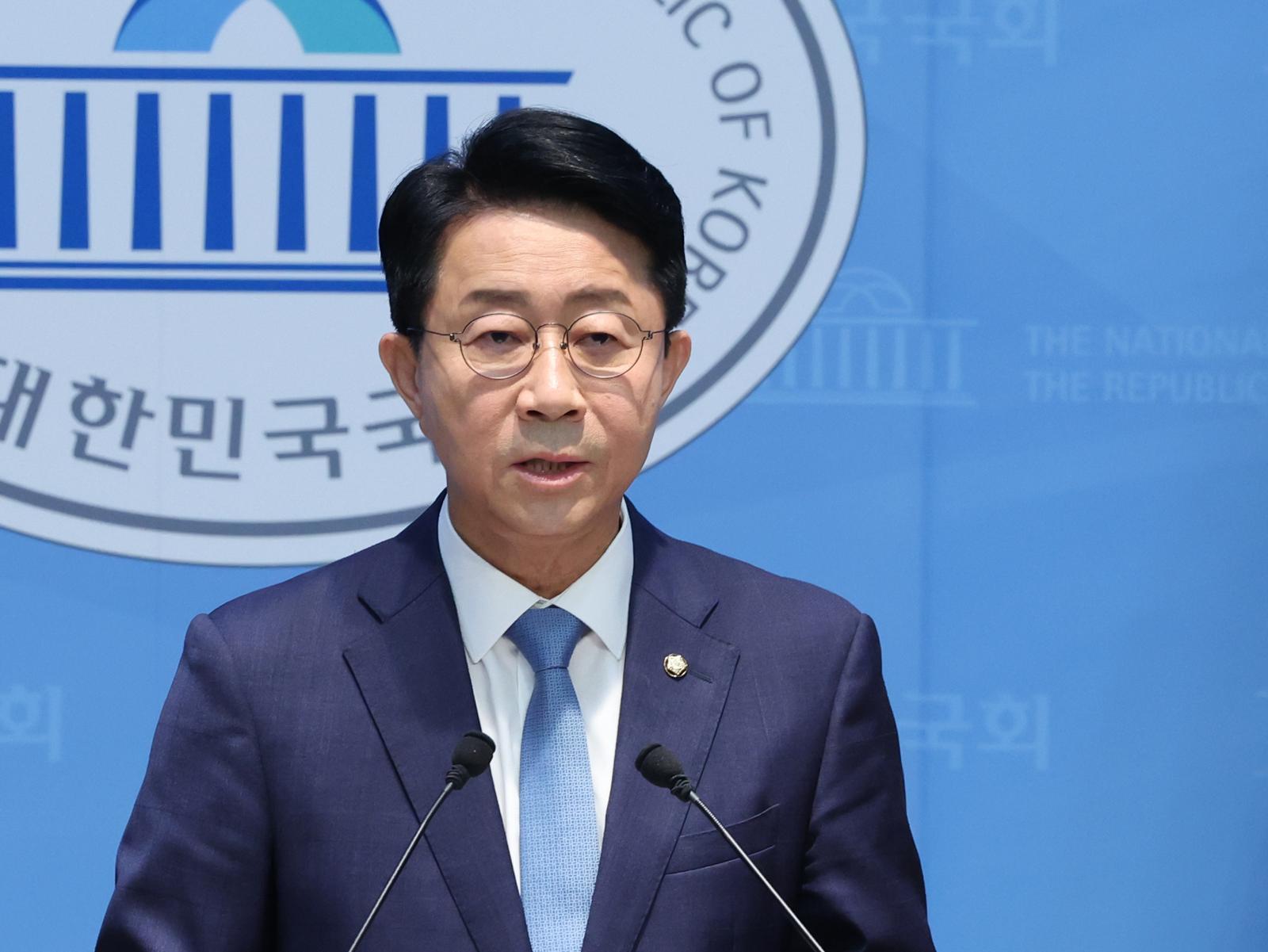[속보]與 후반기 국회의장 후보에 조정식…1차 투표서 끝냈다
