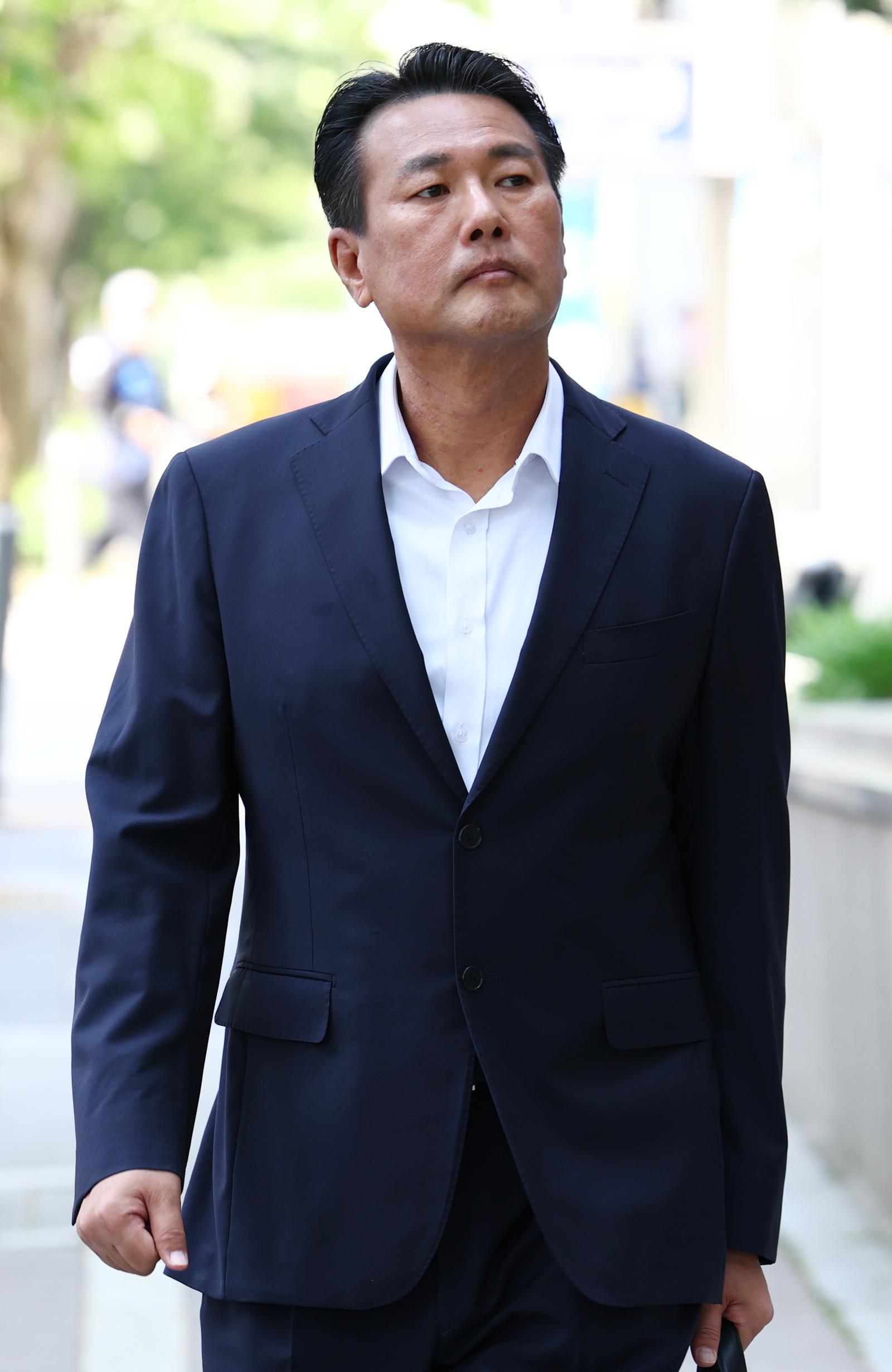 ‘계엄 정당화 메시지’ 의혹 김태효, 종합특검 출석…‘묵묵부답’