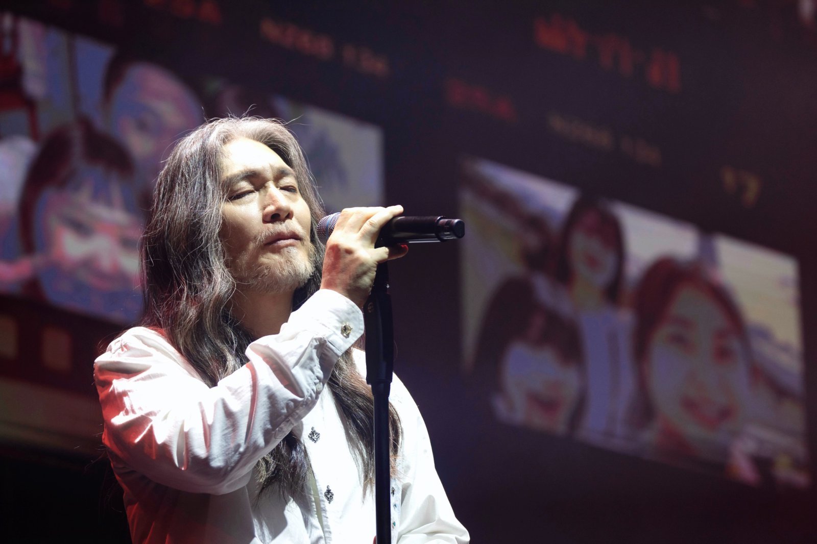 임재범, 가장 눈부신 ‘인사’…40년 전설 내려놓고 ‘평범한 사람’으로