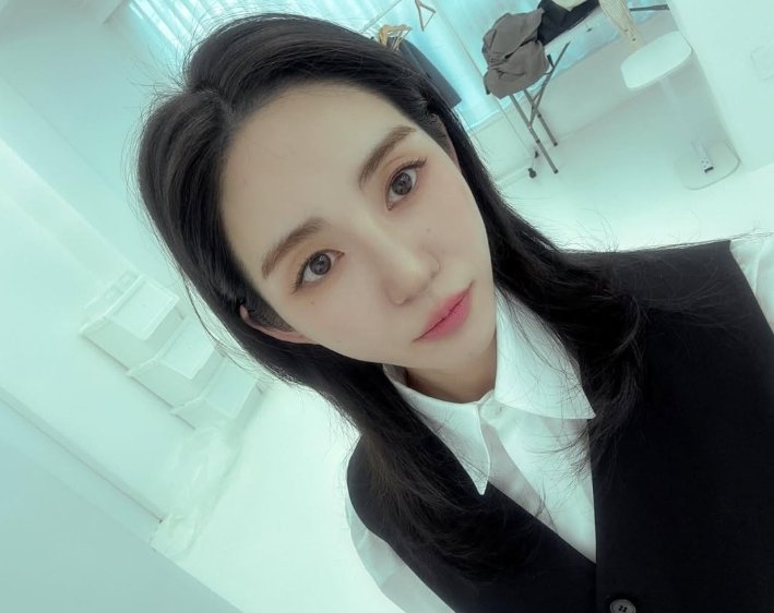 “강간죄 인정됐다”…권민아, 18년 전 성폭행 사건 판결 심경