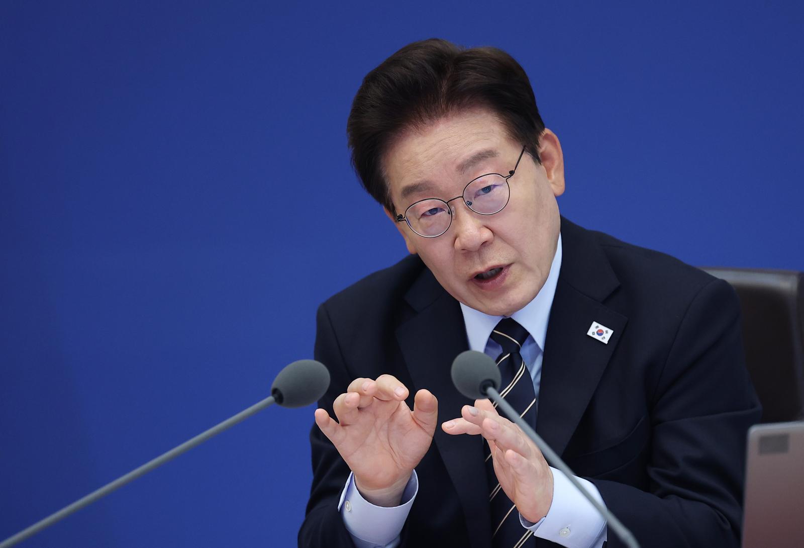 이재명 대통령이 20일 청와대에서 열린 제22회 국무회의 겸 제9차 비상경제점검회의에서 발언을 하고 있다. 뉴스1