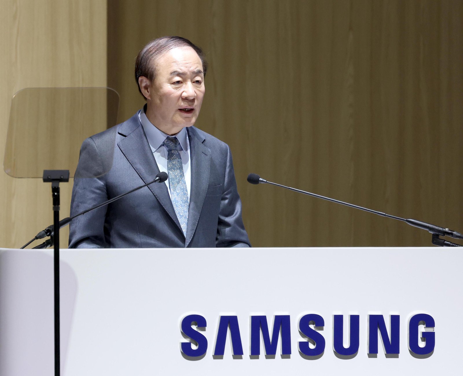 삼성전자 전영현 “갈등 뒤로하고 하나로 힘 모아야”…DS 결속 당부