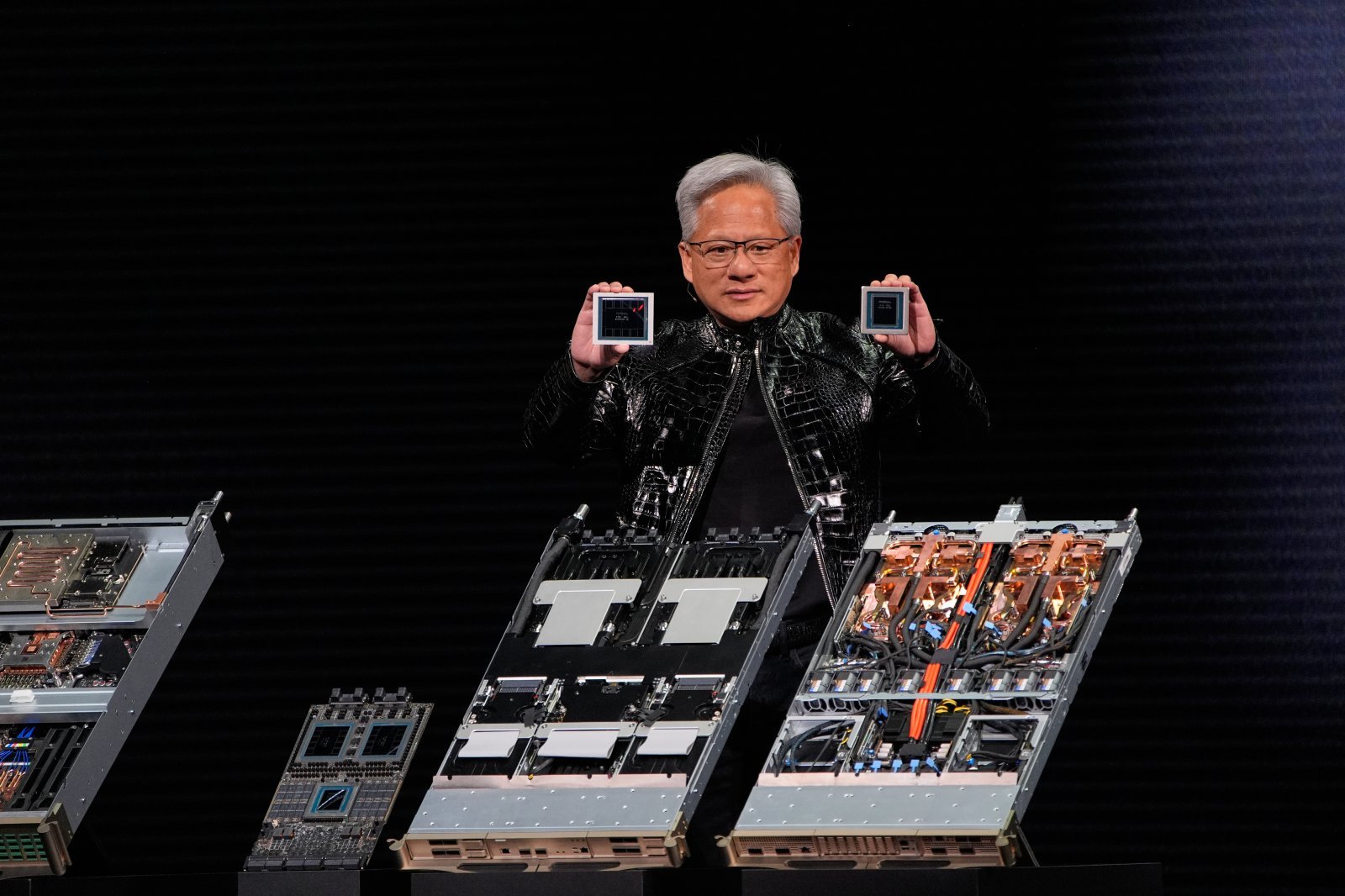 2000억달러 CPU 시장 노리는 엔비디아…젠슨황 “중국 시장도 포함”