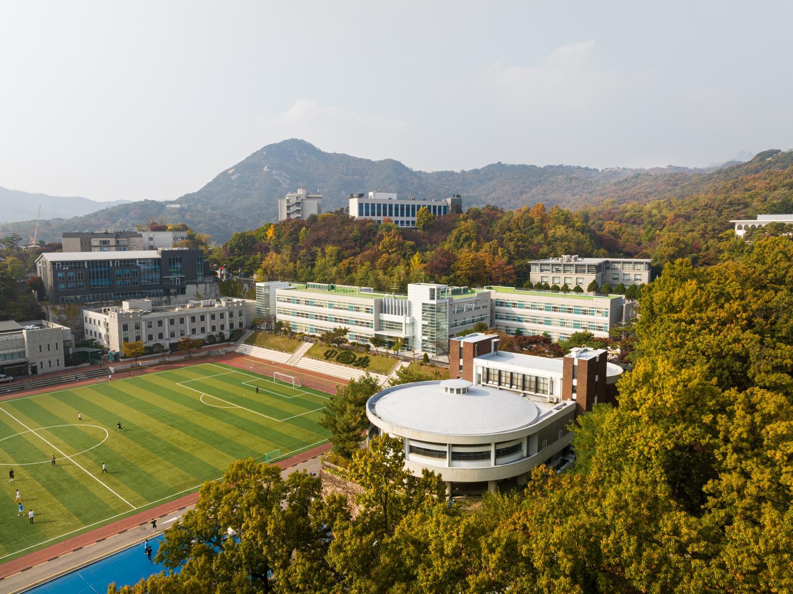 고려대 화정관 본관 사진.