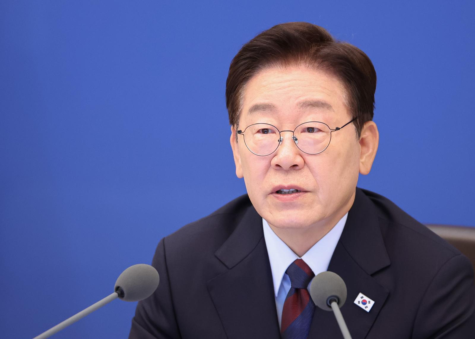 李 “핵잠 도입 속도내야…전작권 환수 신속 진행”