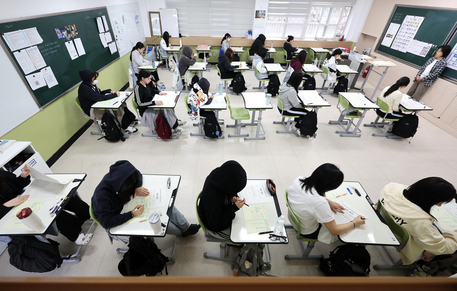 수능 6월 모평, N수생 10만 육박 역대 최다