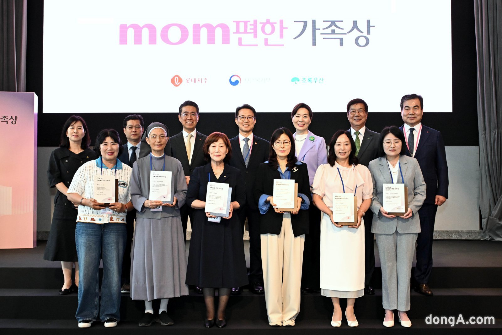피보다 진한 ‘돌봄’… 저출생 시대, 롯데가 조명한 가족의 새 이정표