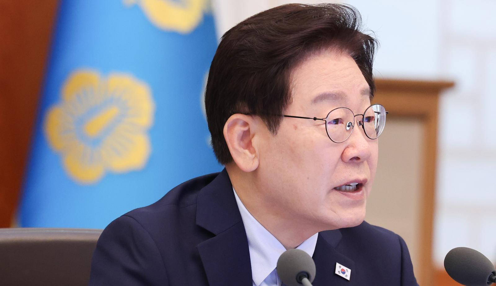 이재명 대통령이 28일 청와대에서 열린 수석보좌관회의에서 발언하고 있다. 뉴시스