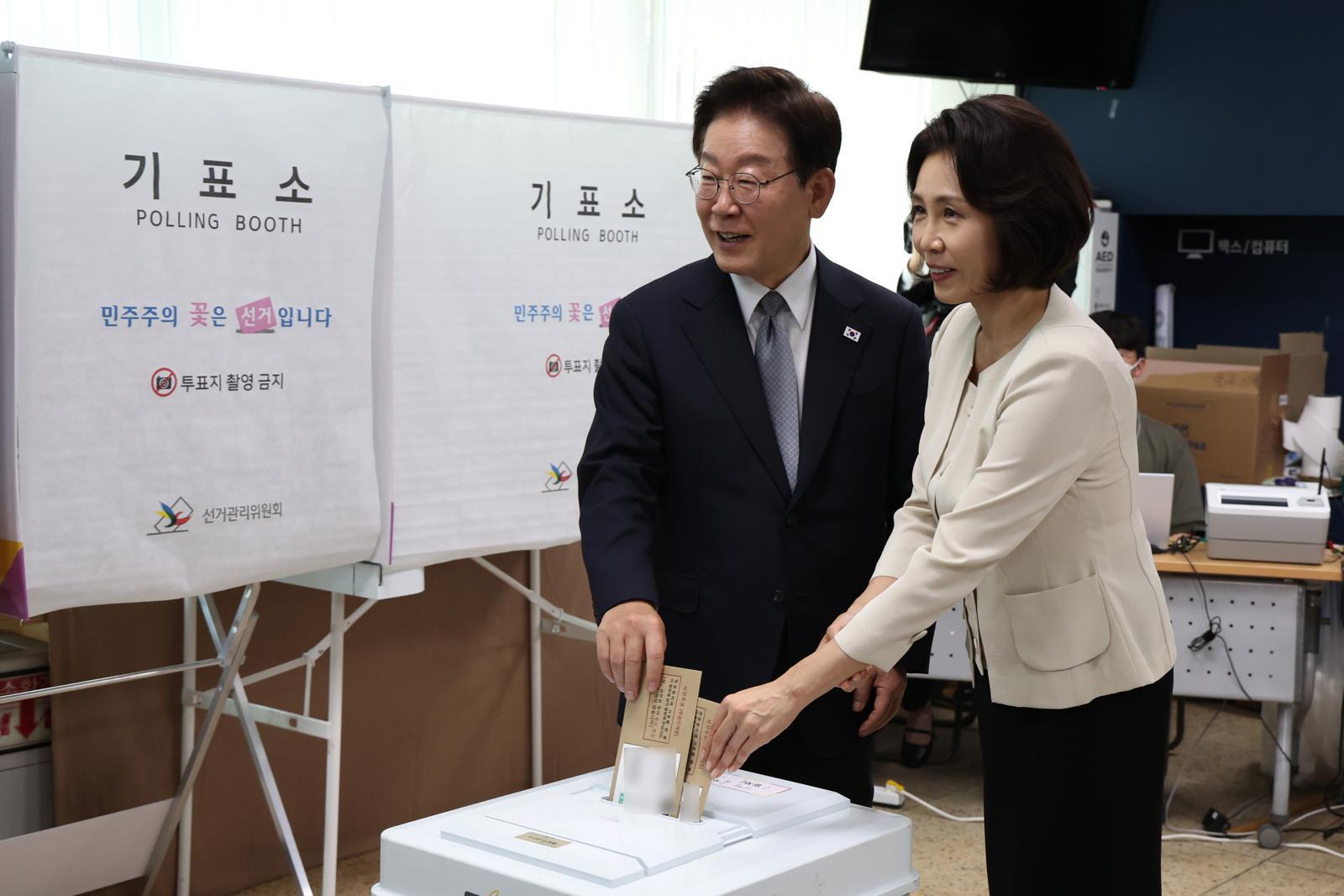 대통령부터 직장인까지 대세(?)가 된 사전투표[청계천 옆 사진관]