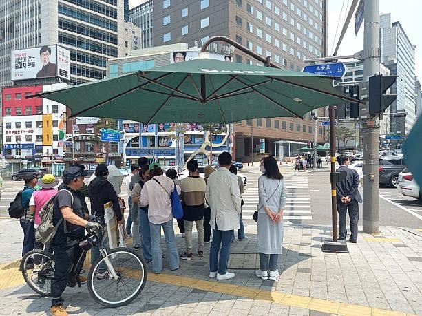 “일본도 이런 데 세금 써야”…日 누리꾼 감탄한 ‘K-길거리 복지’