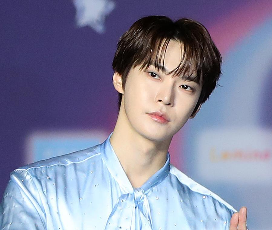 NCT 도영, 자살예방 위해 1억 기부