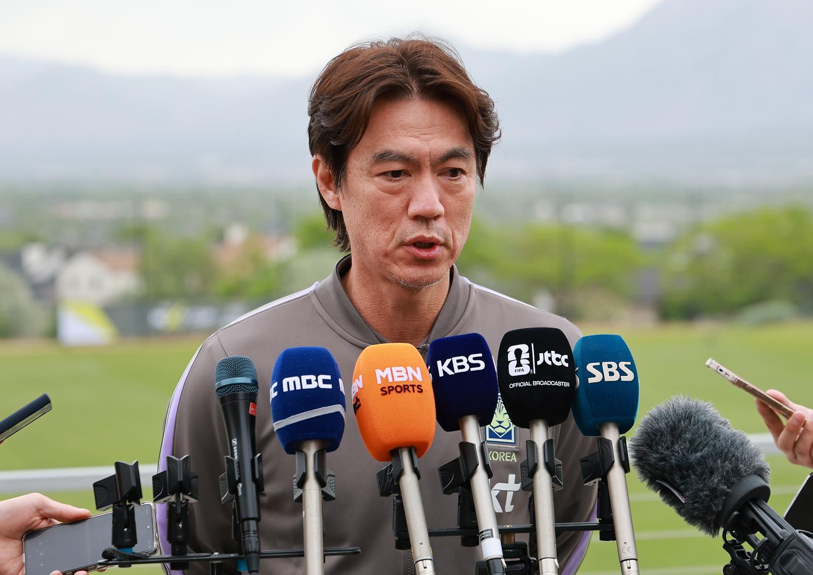 홍명보 대한민국 축구대표팀 감독이 29일(현지시간) 미국 유타주 헤리먼에 위치한 자이언스뱅크 트레이닝센터에서 인터뷰를 하고 있다. 2026.5.30 ⓒ 뉴스1