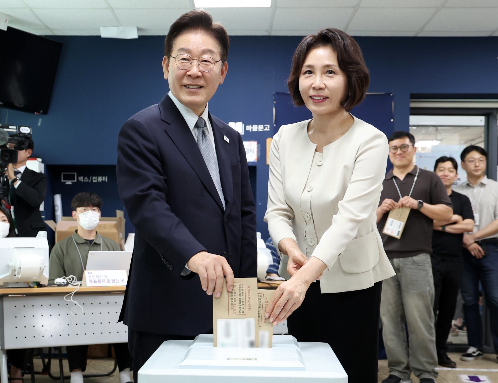 국힘, ‘기표소 논란’ 李 선거법 위반 혐의 고발
