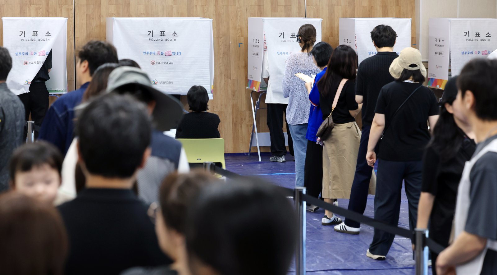 [속보]사전투표율 최종 23.51% 기록…지방선거 기준 역대 최고치