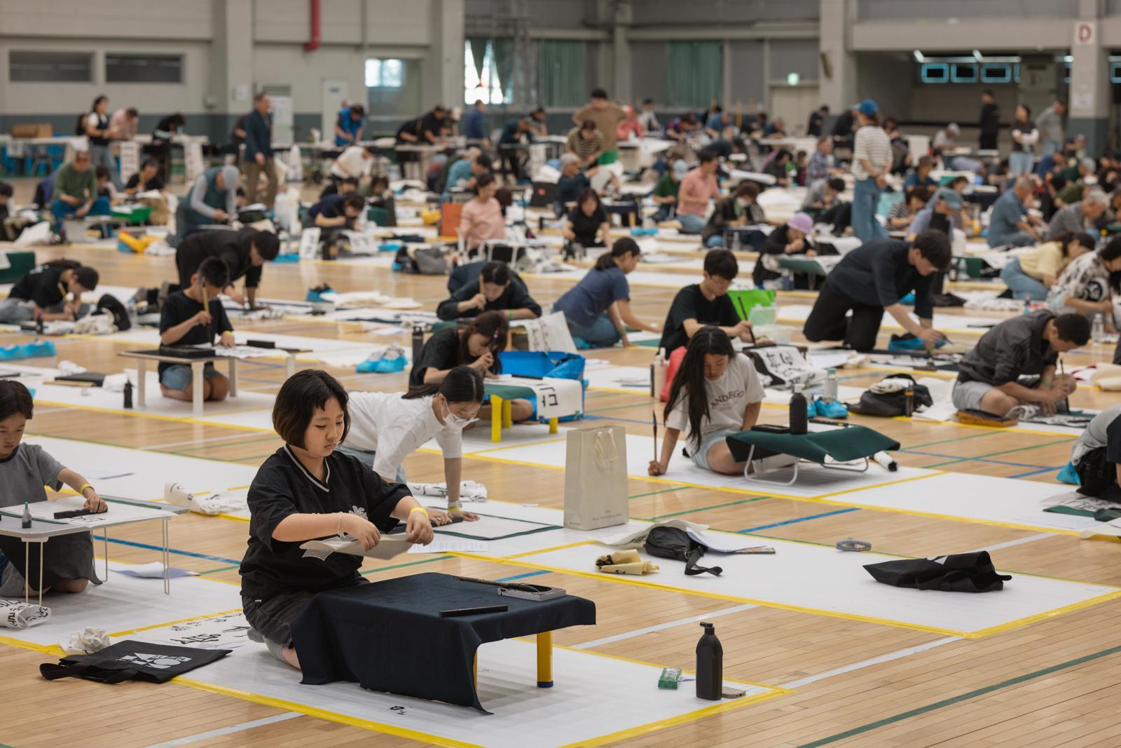 인제에 퍼진 묵향…여초서예대전 성황