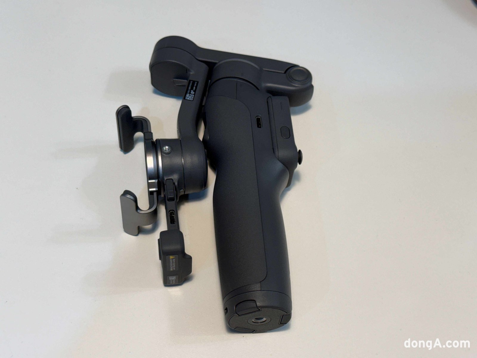 DJI 오스모 모바일 8P. 김상준 기자 ksj@donga.com