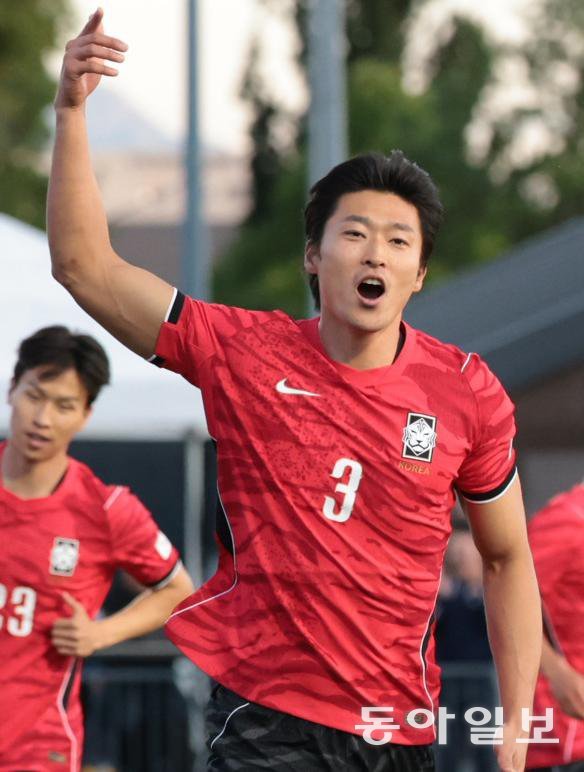 이날 후반 16분 교체 투입된 조규성도 머리와 오른발로 2골을 터뜨렸다. 한국은 손흥민과 조규성의 활약에 힘입어 트리니다드토바고를 5-0으로 꺾었다. 프로보=박형기 기자 oneshot@donga.com