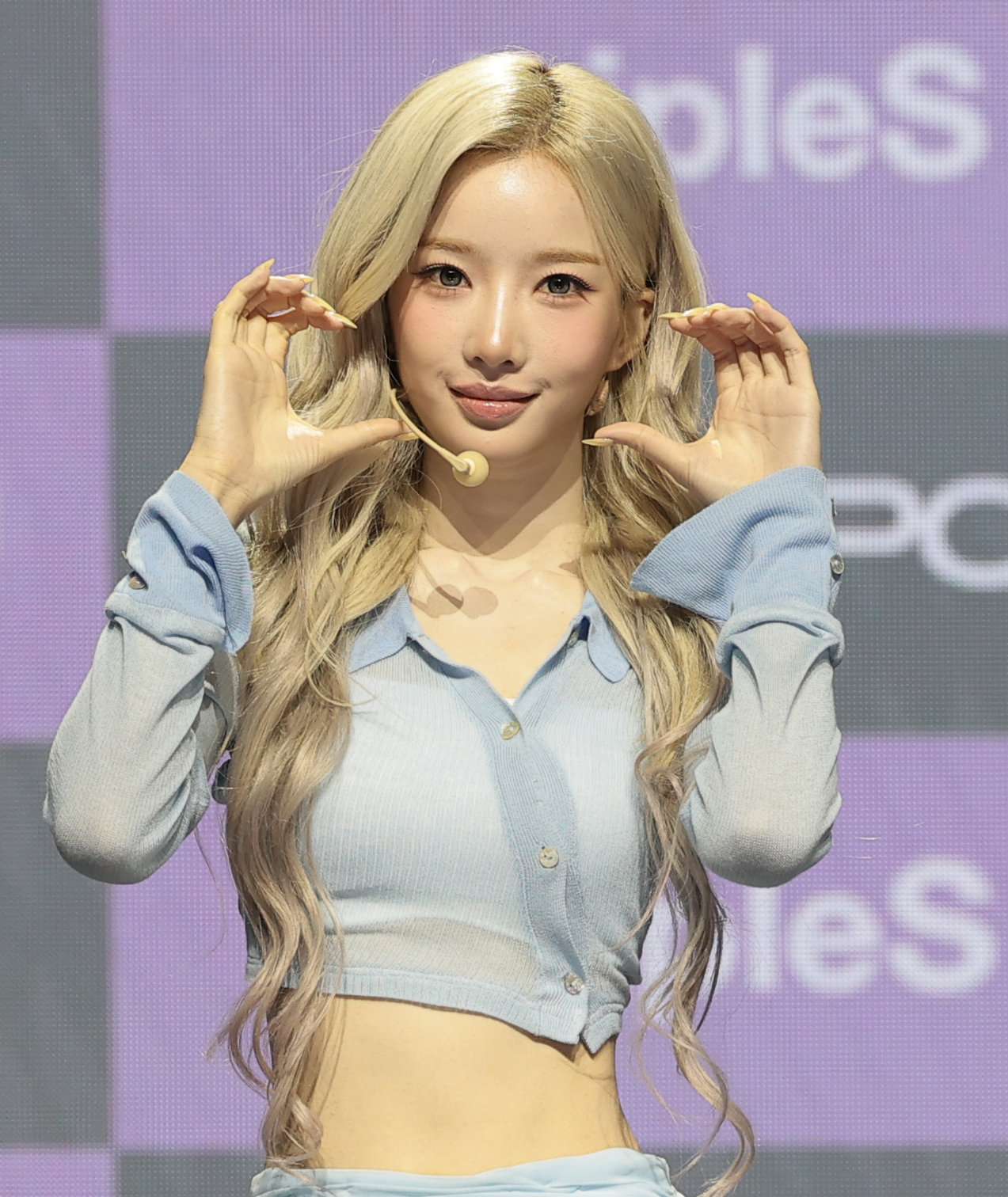 그룹 트리플에스(tripleS) 김유연이 1일 서울 용산구 블루스퀘어 마스터카드홀에서 열린 ASSEMBLE26 ‘LOVE & POP’ 파트 1 ‘LOVE’ 쇼케이스에서 포즈를 취하고 있다. 2026.6.1 ⓒ 뉴스1