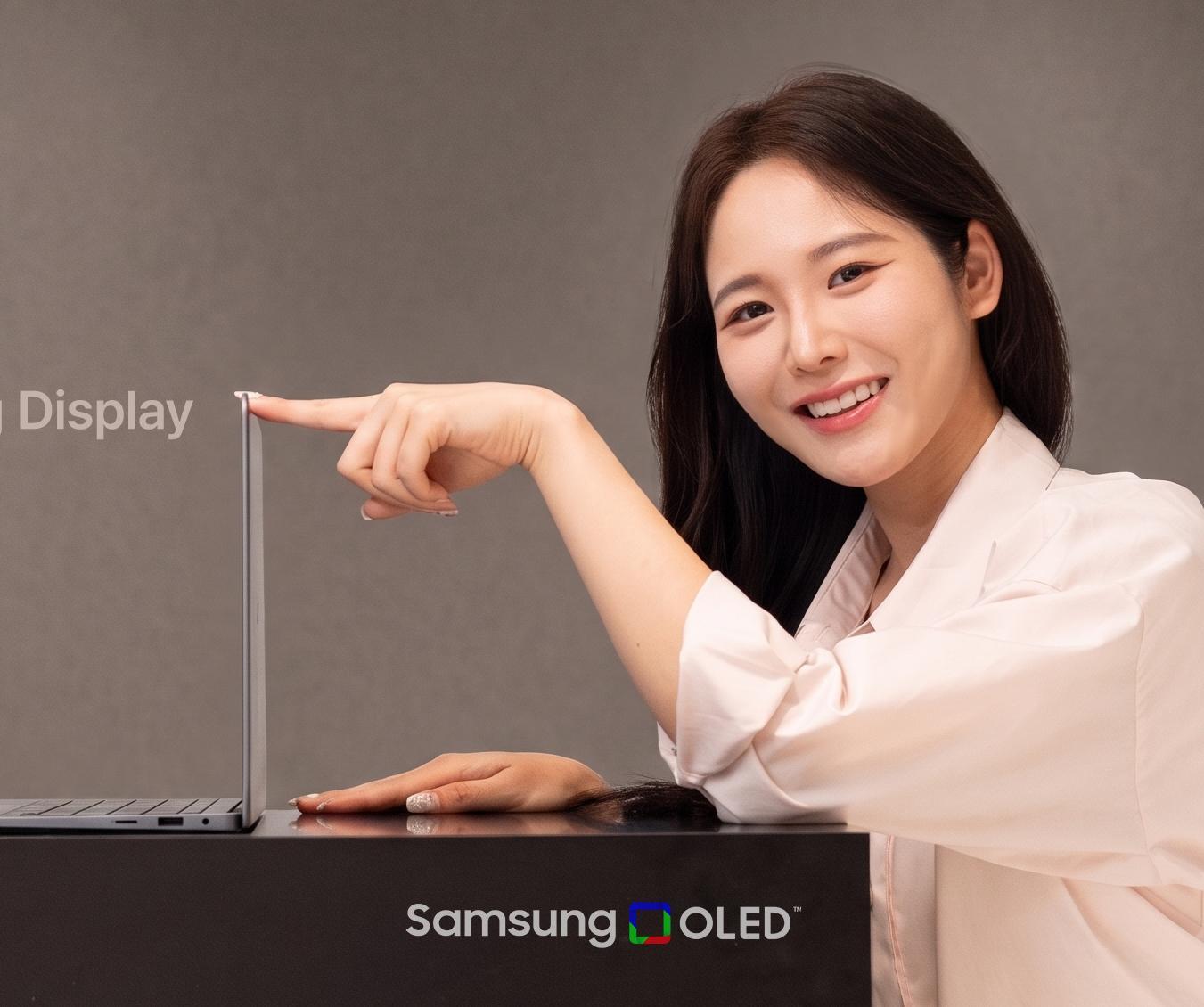 ‘게이밍 OLED’ 불꽃 경쟁… 삼성 “울트라 슬림” vs LG “최고 해상도”
