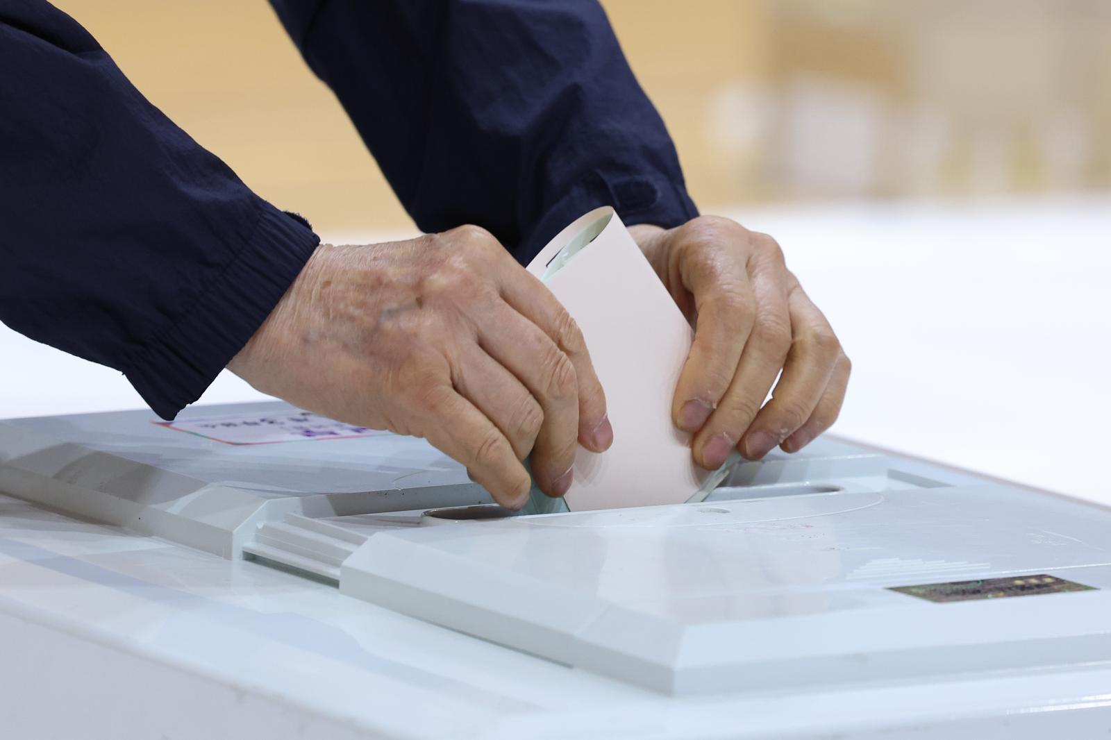 South Korean local elections: 7.4% turnout by 9 a.m., up from previous polls