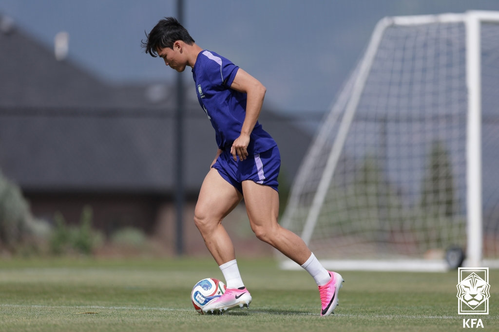 축구대표팀 오현규가 27일(현지 시간) 미국 유타 헤리만 자이언스뱅크 트레이닝센터에서 훈련하고 있다. 2026.05.28 대한축구협회 제공