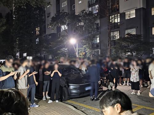 서울 송파구 잠실7동 투표용지 부족 사태와 투표함 반출 논란