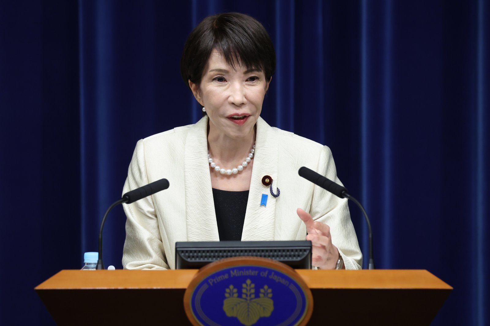 日 방위백서 초안 “中에 종합적 국력으로 대응”