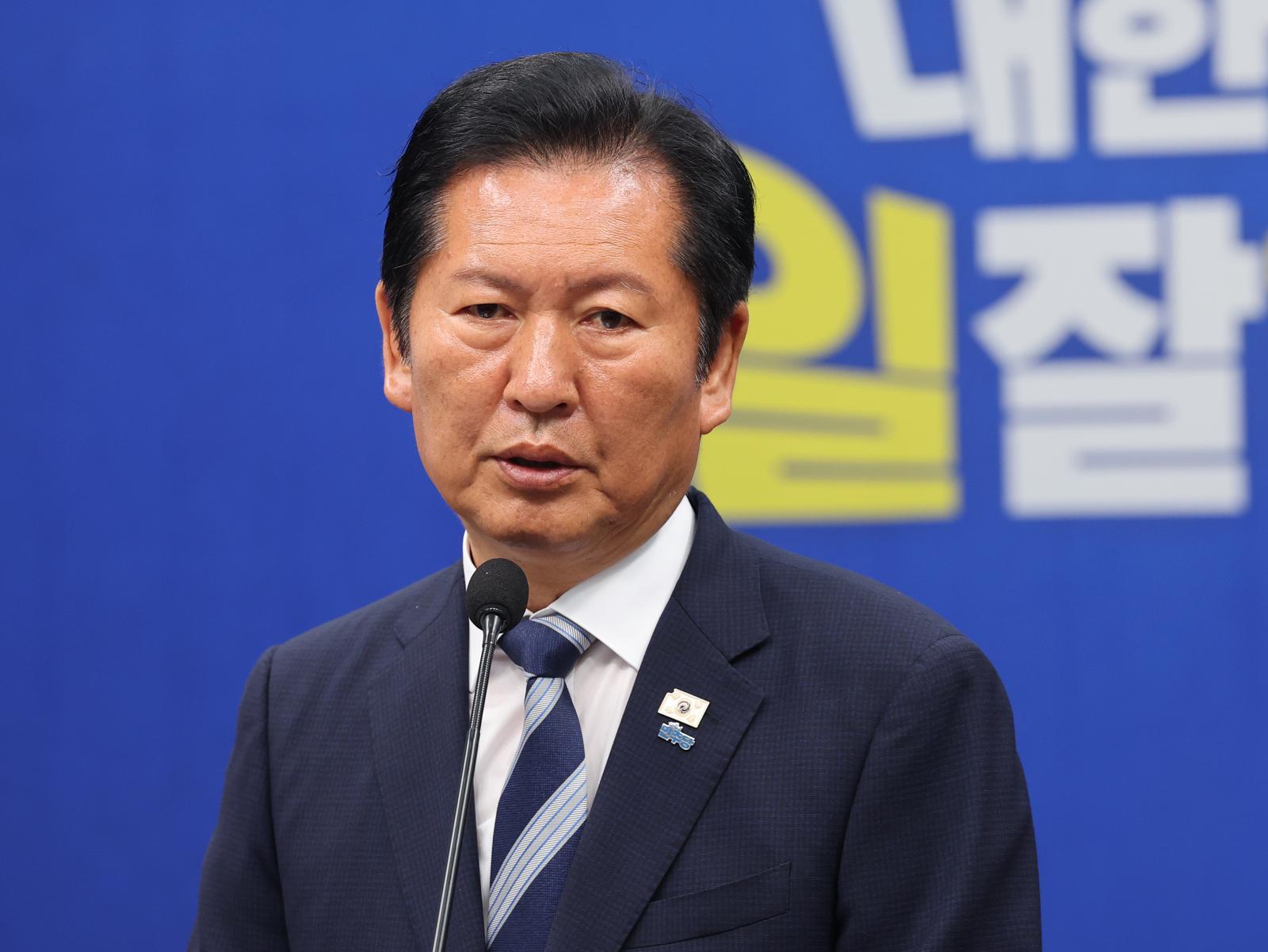 [속보]정청래 “서울 탈환 못해 아프다…전국적 큰 승리 준 국민께 감사”