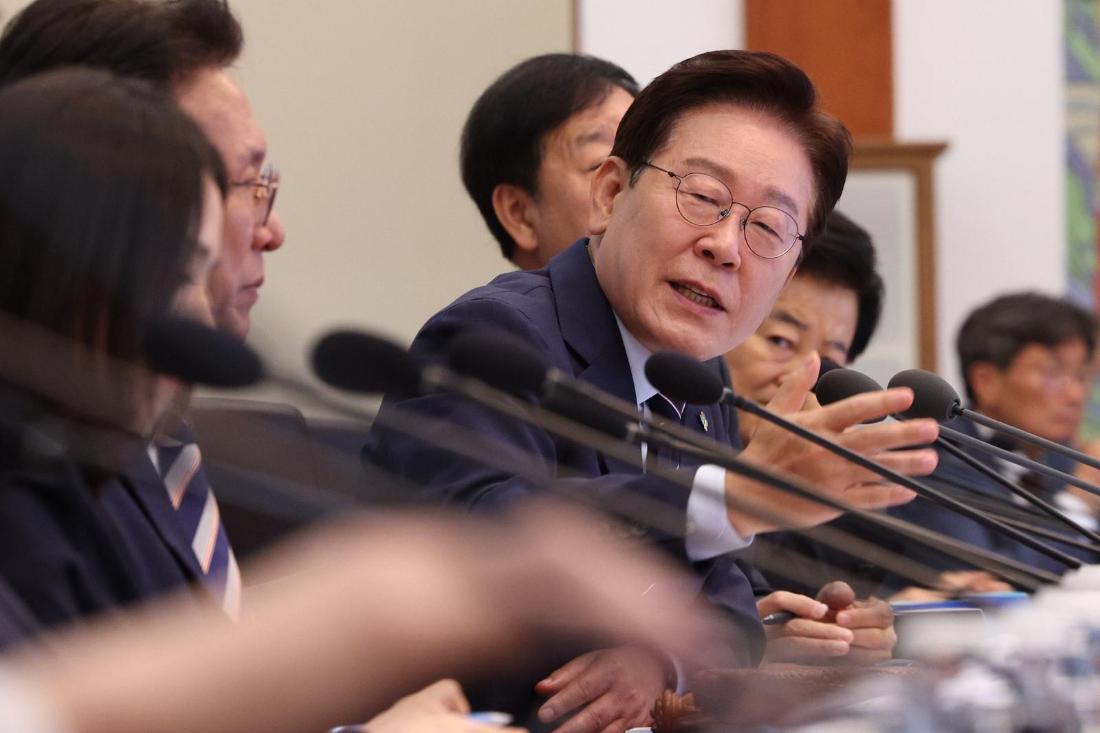 [속보]李, 투표용지 부족 사태에 “매우 큰 유감…책임 물어야”