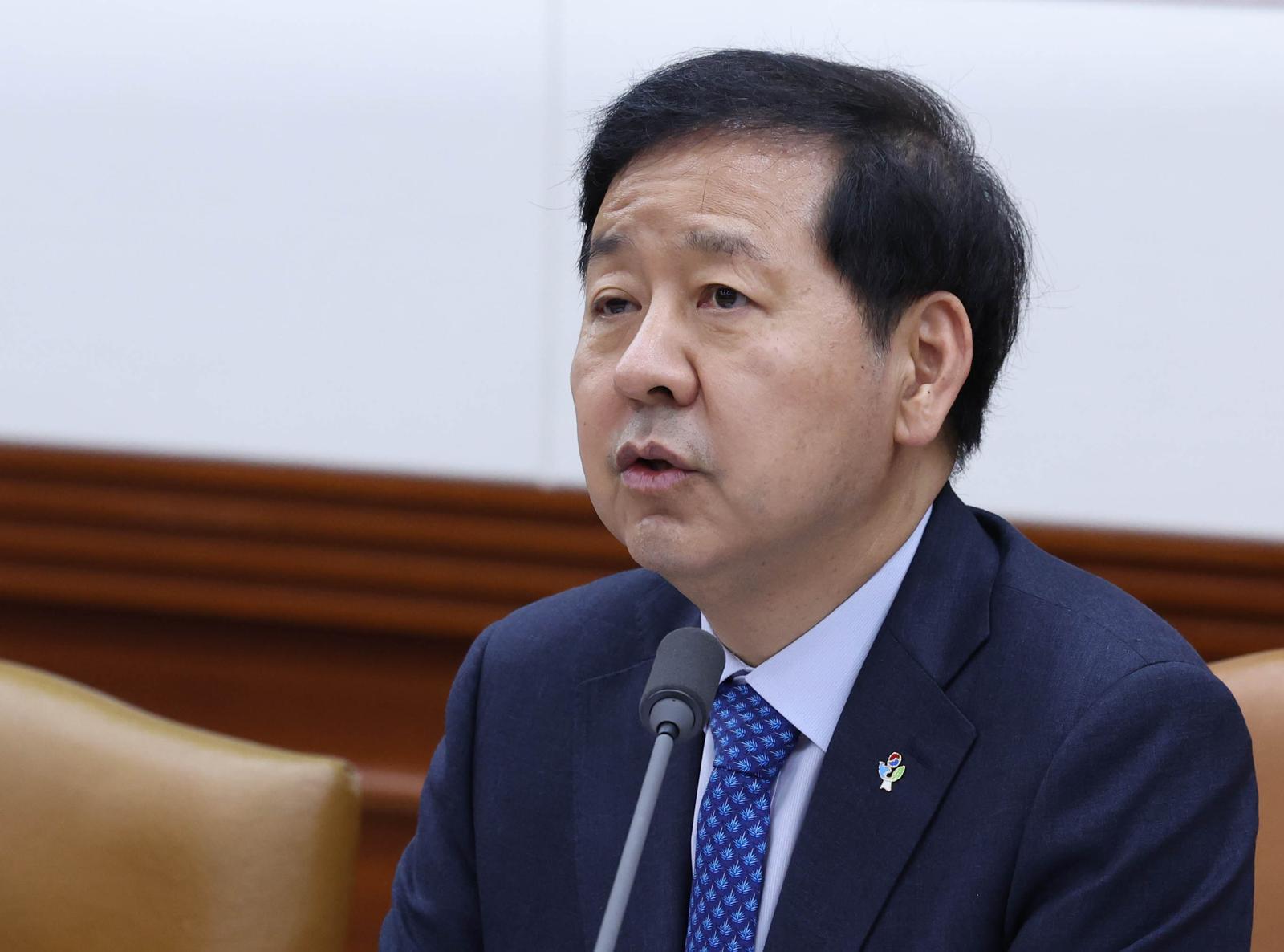 구윤철 경제부총리 겸 재정경제부 장관이 4일 오후 서울 종로구 정부서울청사에서 민생물가 특별관리 관계장관 TF 회의를 주재하고 있다. 2026.06.04 뉴시스