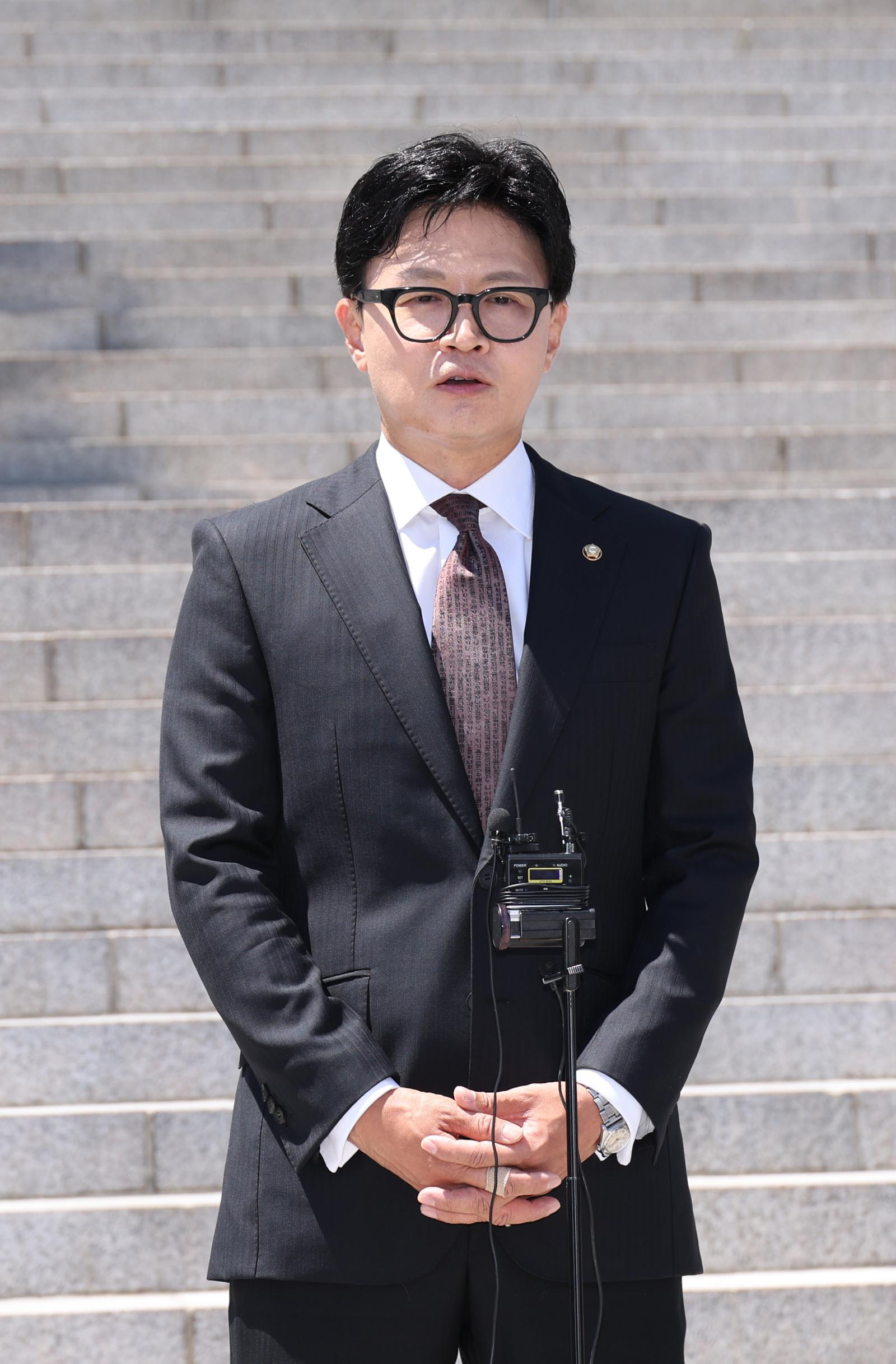 [속보]국회 출근 한동훈 “정치적 형극의 길 걸었지만 다시 돌아가도 같을 것”