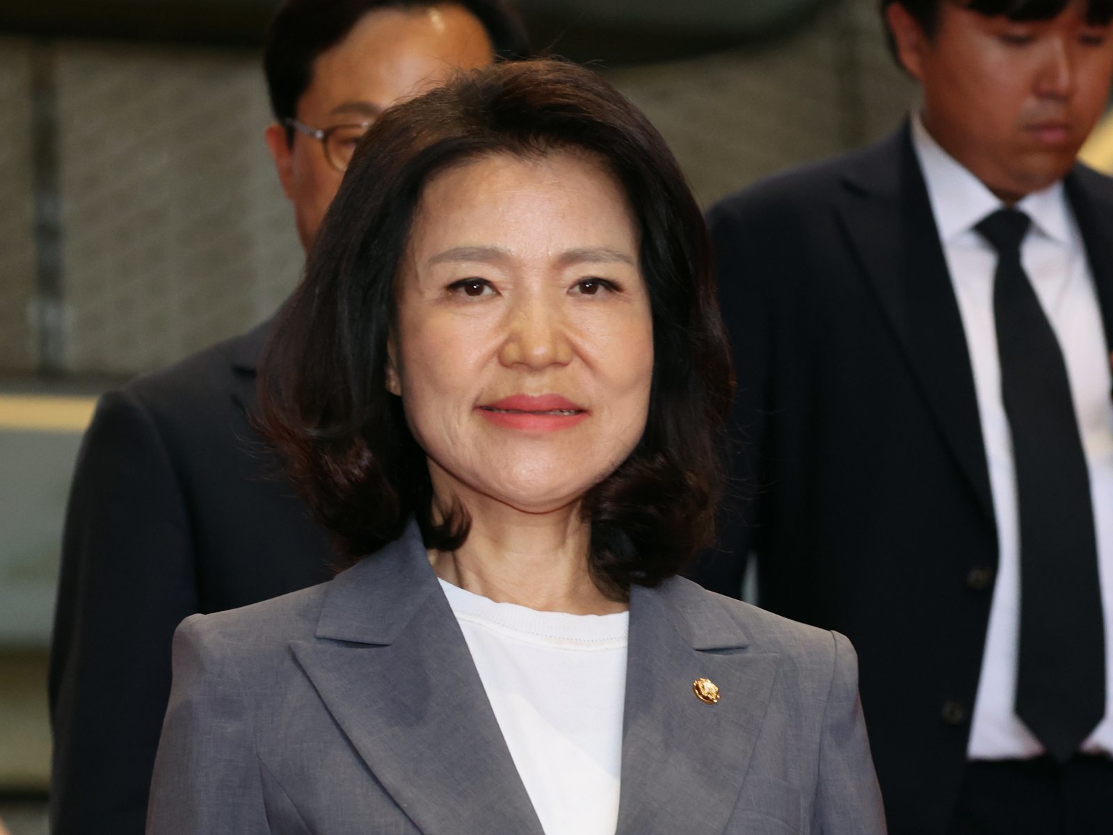 New South Korean Lawmaker Sparks Debate with Critical Remarks on National Assembly