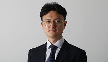 [광화문에서/조건희]졸업앨범서 도려낸 아이, 정말 친구를 위한 건가