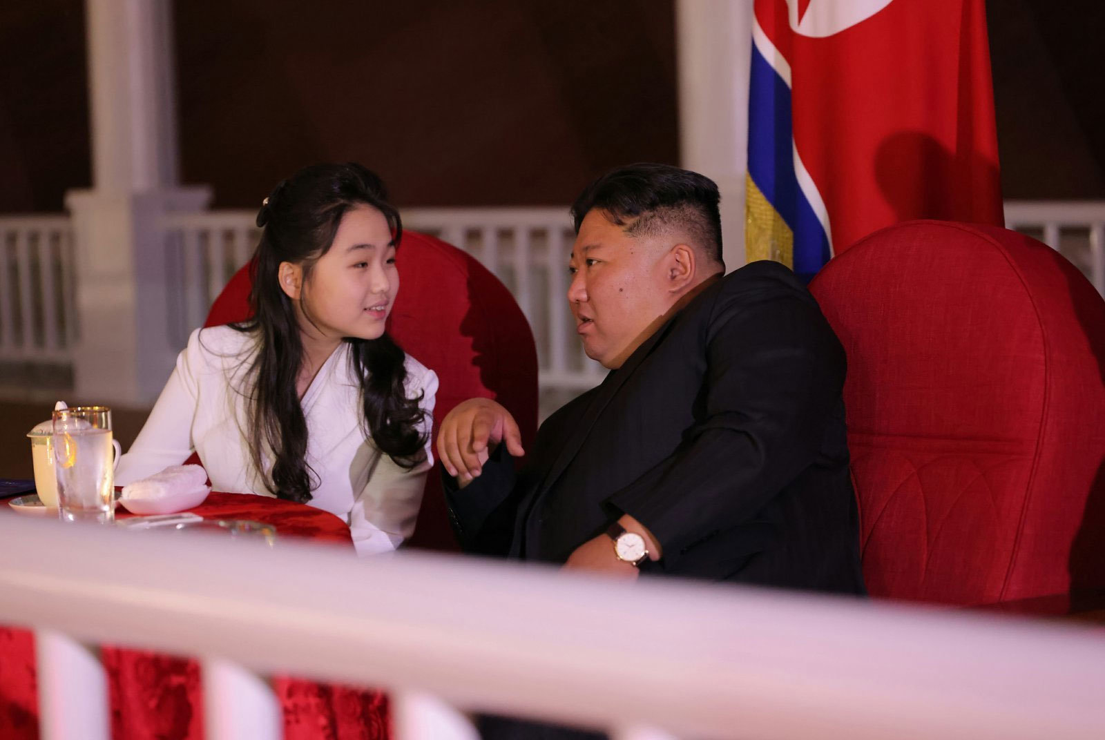 김정은 북한 노동당 총비서와 딸 주애. (평양 노동신문=뉴스1)