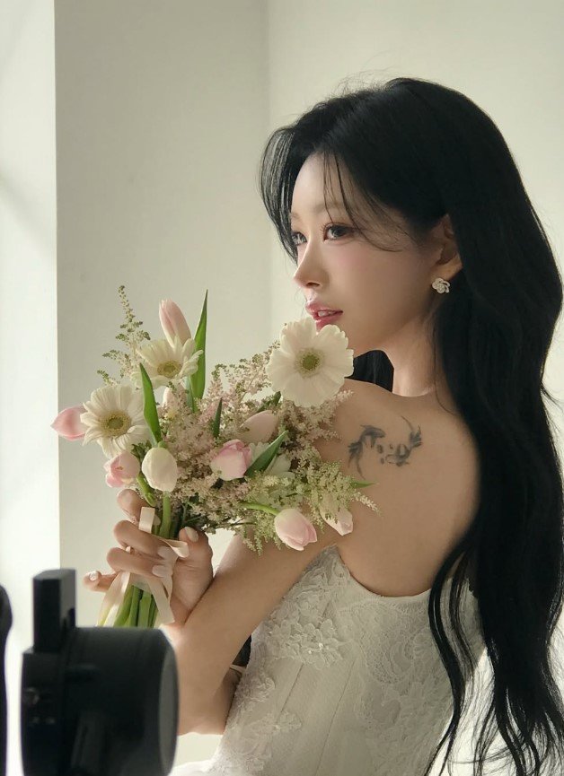Actress Choi Jin-sil's Daughter Postpones Market Amid Social Concerns