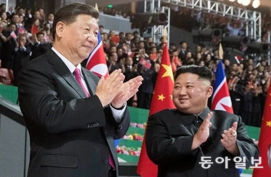 북한의 양다리 외교, 시진핑에겐 먹힐까 [주성하의 ‘北토크’]