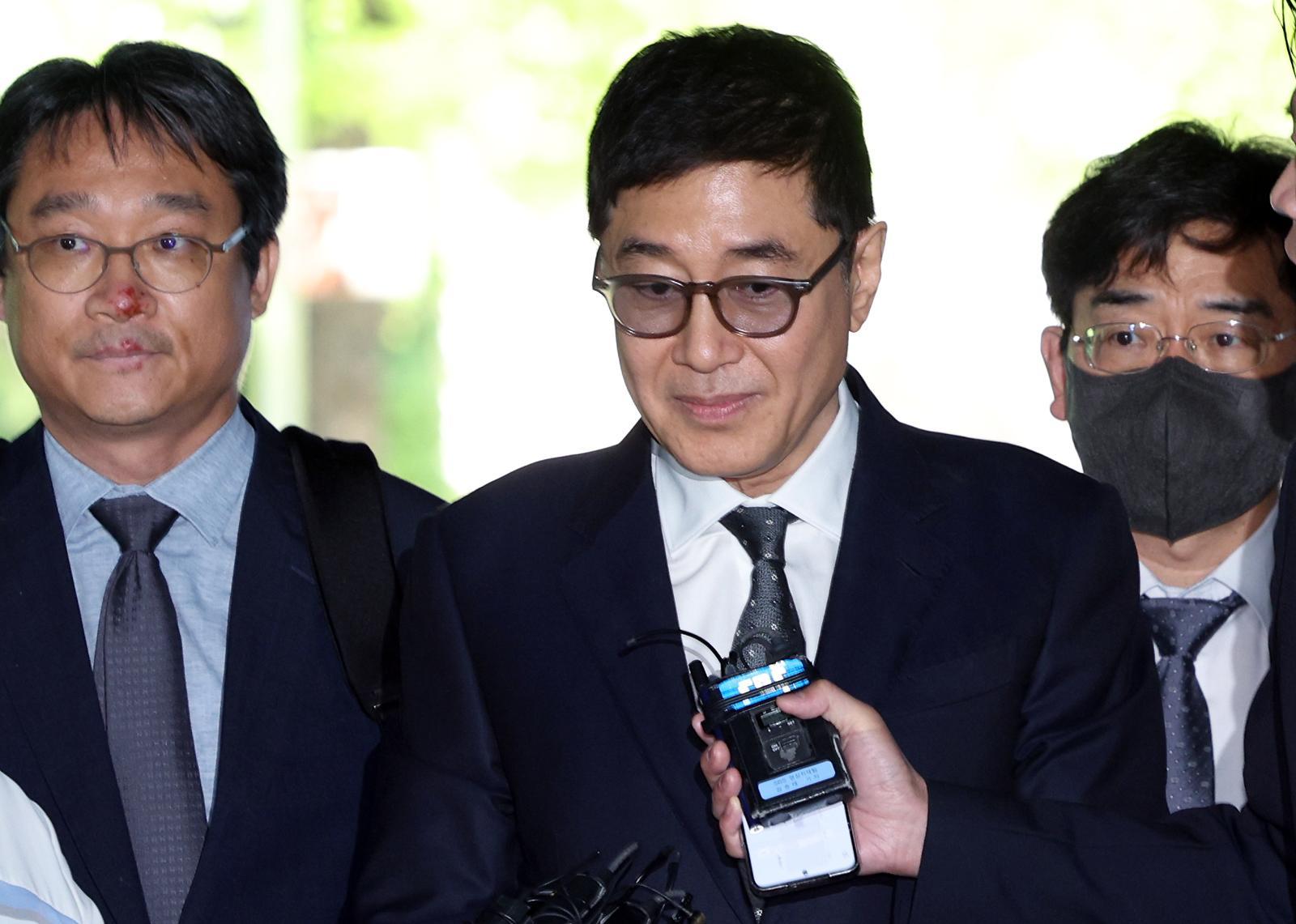 [단독]檢 “이호진, 와인업체 등 통해 부인에 허위급여”