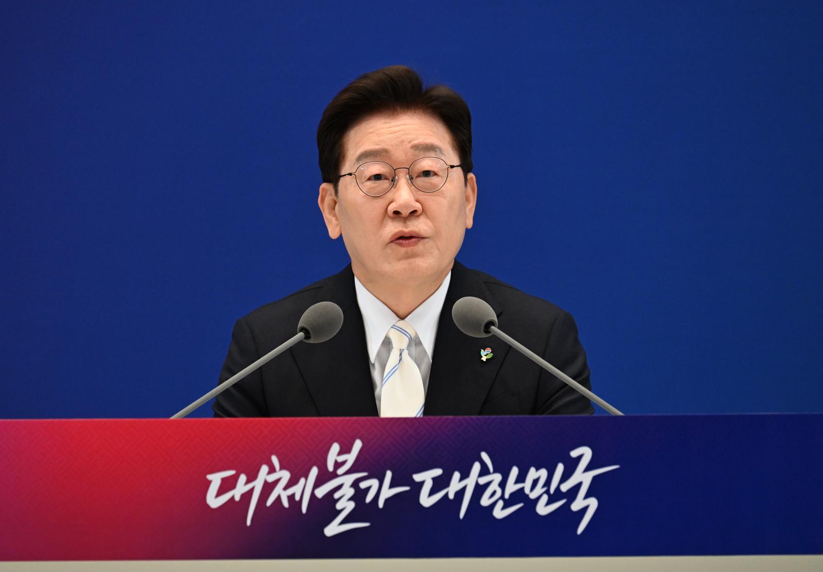이재명 대통령이 8일 청와대에서 열린 취임 1주년 기자회견에서 발언하고 있다. 2026.06.08. 청와대사진기지단