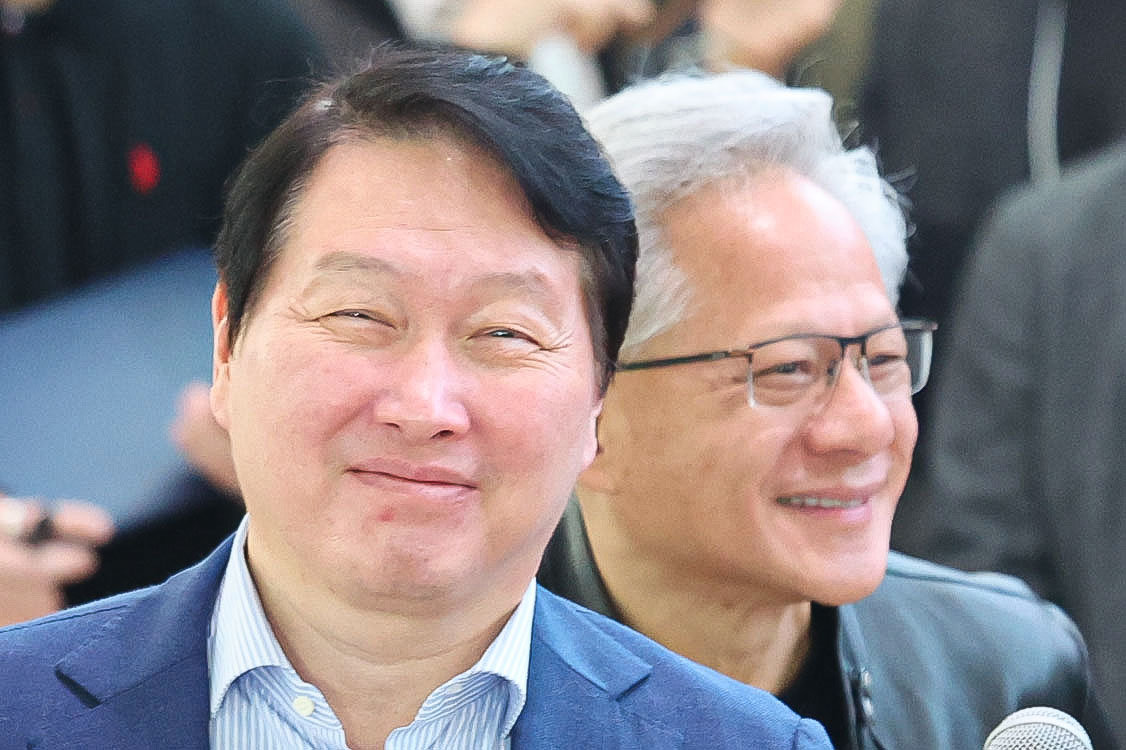 방한 젠슨 황, 마지막날 종일 ‘韓 피지컬AI 풀스택’ 훑었다