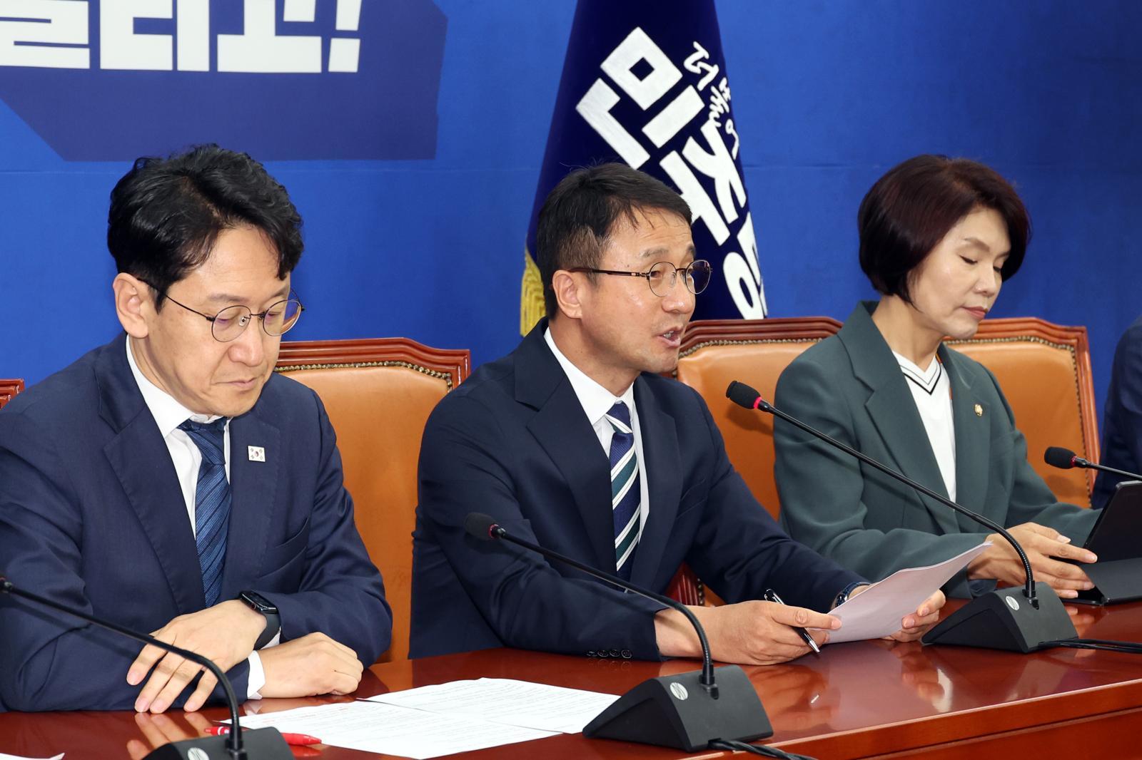 與 “이번 주 본회의 열어 ‘투표용지 부족’ 국조 계획서 보고”